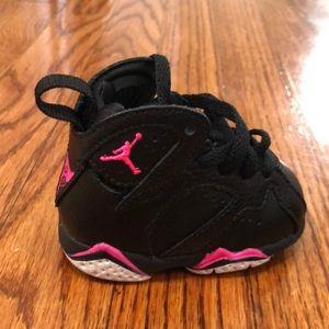 Infant Jordan sneakers black and hot pink size 2